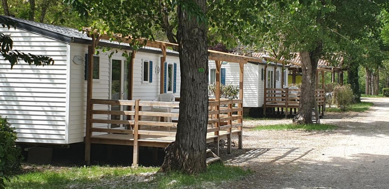 Camping Avec Piscine Et Riviere A Tournon Sur Rhone Ardeche Экстерьер фото